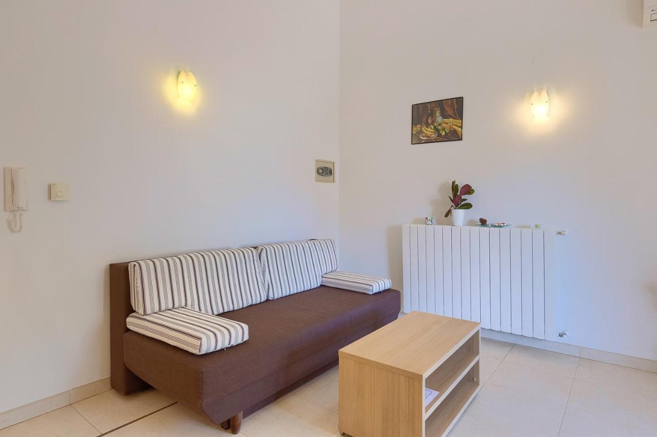 Apartments Boris 771 Fažana Dış mekan fotoğraf